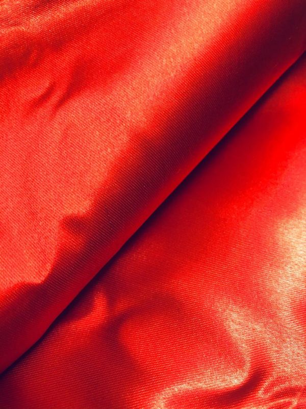 A Compact Guide to Satin Lining Fabric